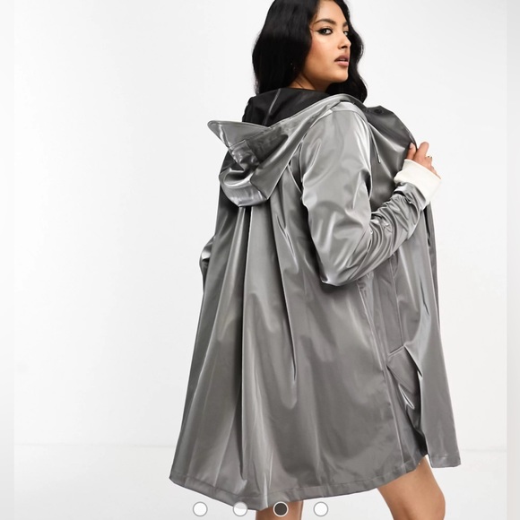 RAINS NWT 18050 A-line rain jacket in metallic gray - Picture 4 of 5